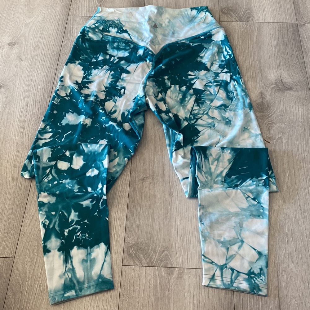 Balance Athletica OG Tie Dye Leggings - Marine - Picture 2 of 3